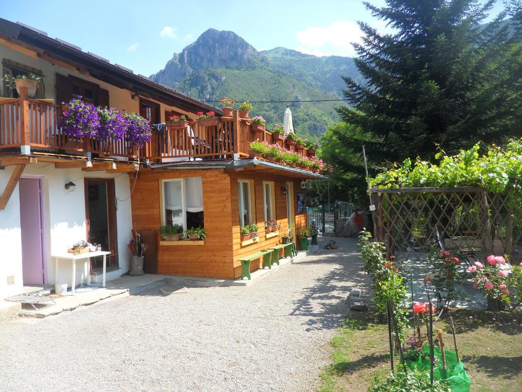 La Vieille Maison Biselli Tende Exteriör bild
