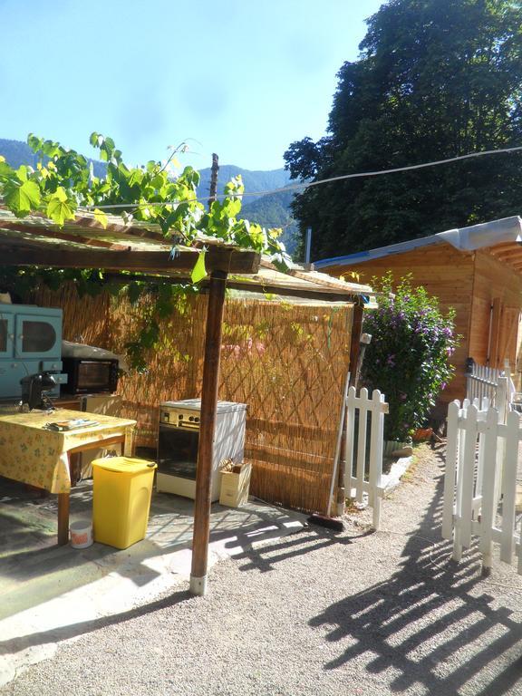 La Vieille Maison Biselli Tende Exteriör bild
